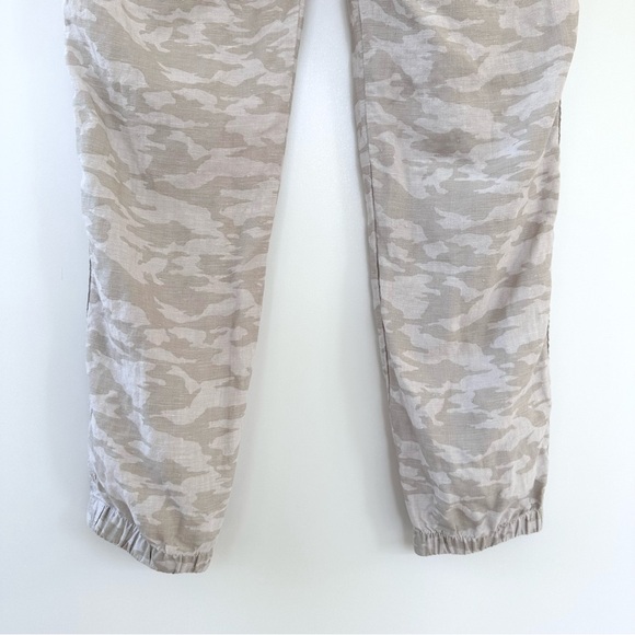 Athleta Cabo Neutral Tide Linen Camo Jogger Pants (Tall Size) - Picture 12 of 13
